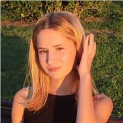 Español a niños y adolescentes. Podria dar clases en Olot, Girona, Santa Cristina... Ya que me puedo mover en bus. No tengo experiencia, pero soy organizada y resolutiva, a demás que he estado toda mi vida en España.